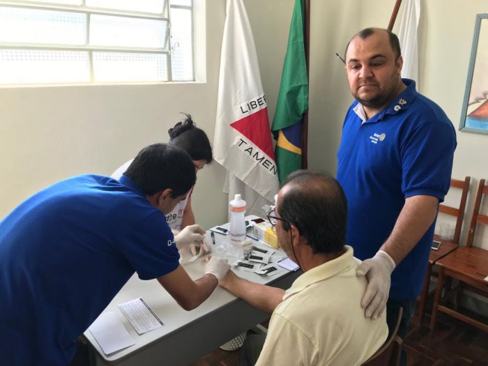 CAMPANHA CONTRA HEPATITE C